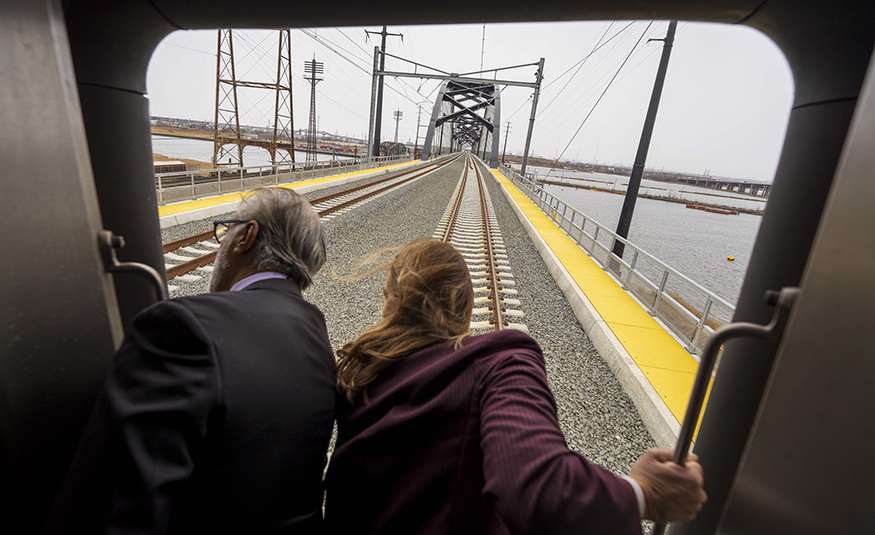 Amtrak awards key contracts for $242M Dock Bridge rehabilitation news image